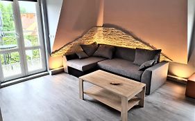 Yakuzza Apartments